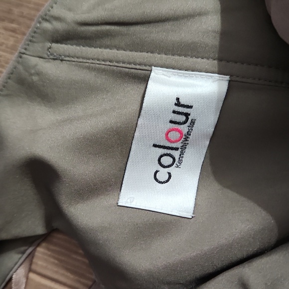 Womans New Formal Dress - Picture 4 of 4